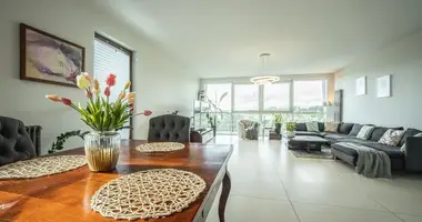 Wohnung 3 zimmer in Lodz, Polen