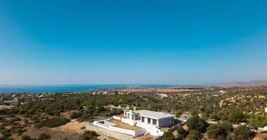 3 bedroom apartment in Kouklia, Cyprus