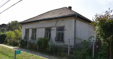 2 room house in Central Hungary, Hungary