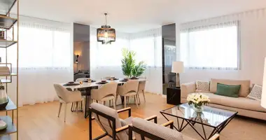 4 bedroom apartment in Faro, Portugal