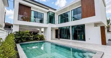 Maison 3 chambres dans Pattaya, Thaïlande