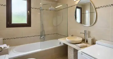 Villa 4 chambres dans Kassandrino, Grèce
