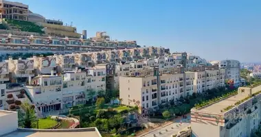 Квартира 2 комнаты в Тирана, Албания