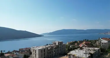 Mieszkanie 5 pokojów w Kumbor, Czarnogóra