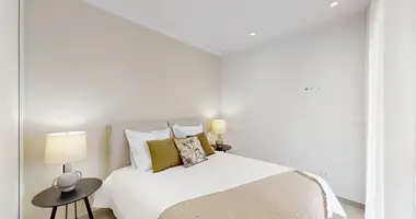 Penthouse 3 bedrooms in Guardamar del Segura, Spain