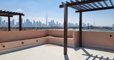 5 bedroom apartment in Dubai, United Arab Emirates
