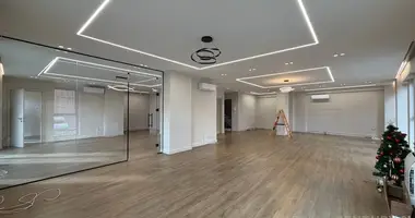 Офис 210 м² в Тирана, Албания