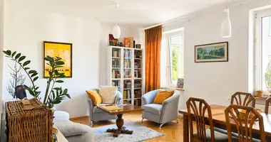 Квартира 3 комнаты в Варшава, Польша