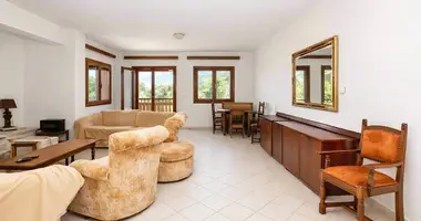 Villa 6 rooms in Neos Marmaras, Greece