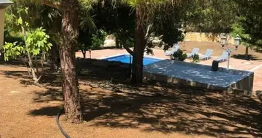 Haus 4 Schlafzimmer in Pissouri Municipality, Zypern