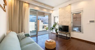Apartamento 3 habitaciones en Dobrota, Montenegro