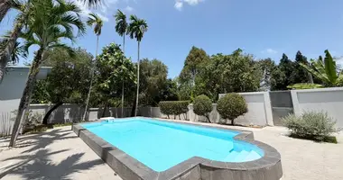 Apartamento 4 habitaciones en Si Sunthon, Tailandia