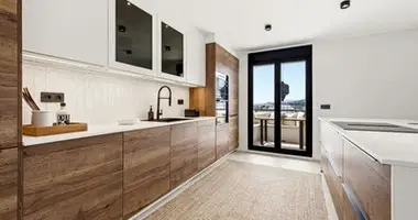 3 bedroom apartment in Benalmadena, Spain