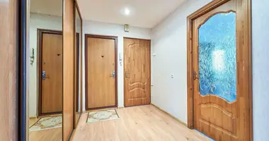 Wohnung 3 zimmer in Minsk, Belarus