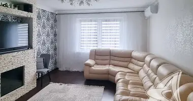 Квартира 4 комнаты в Мухавецкий сельский Совет, Беларусь