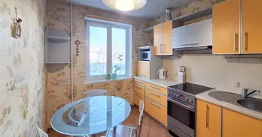 Wohnung 3 zimmer in Minsk, Belarus