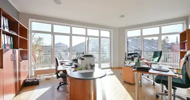 Büro 186 m² in Riga, Lettland