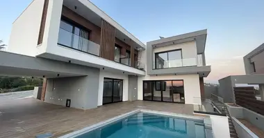 4 bedroom apartment in Germasogeia, Cyprus