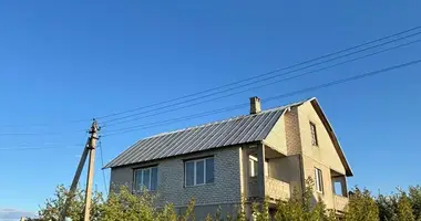 Haus in Iwazewitschy, Belarus