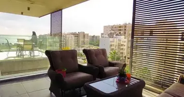 Penthouse 2 chambres dans Limassol, Chypre