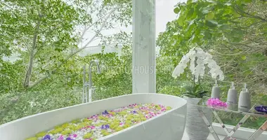 Mieszkanie 5 pokojów w Pa Tong, Tajlandia