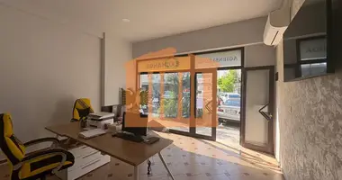 Propiedad comercial 32 m² en Bashkia Durres, Albania