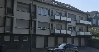 Mieszkanie 12 pokojów w Nadrenia Północna-Westfalia, Niemcy