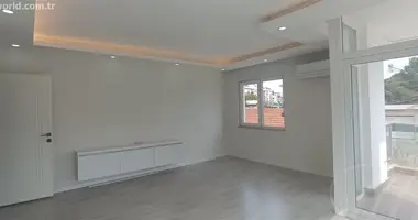 Mieszkanie 3 pokoi w Muratpasa, Turcja