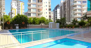 Wohnung 3 zimmer in Konyaalti, Türkei
