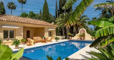 6 bedroom house in Spain