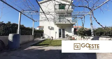 Dom 4 pokoi w Opcina Dezanovac, Chorwacja
