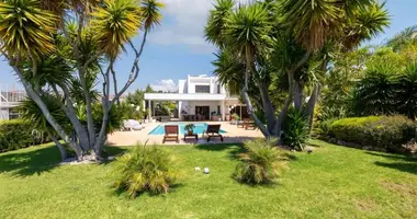Apartment 7 bedrooms in Koinoteta Agiou Tychona, Cyprus