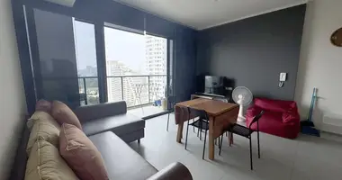 1 bedroom 1 bathroom FOR RENT in Zire Wongmat en Na Kluea, Tailandia