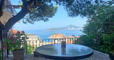 3 bedroom apartment in Budva, Montenegro