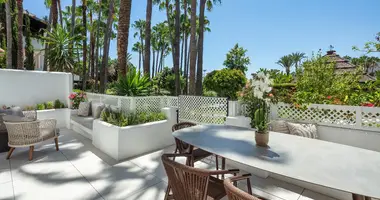 Apartamento 3 habitaciones en Marbella, Španjolska