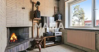 2 bedroom apartment in Helsinki sub-region, Finland
