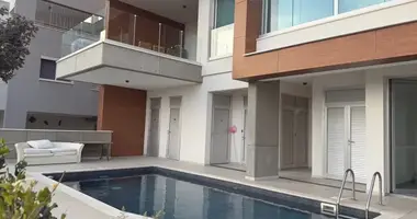 3 bedroom apartment in Demos Agiou Athanasiou, Cyprus