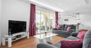 Wohnung 2 Schlafzimmer in Kostrena, Kroatien