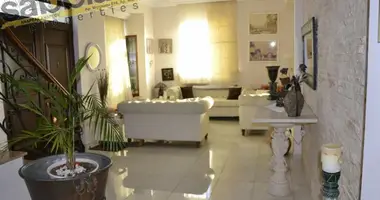 Коттедж 4 комнаты в Паралимни, Кипр