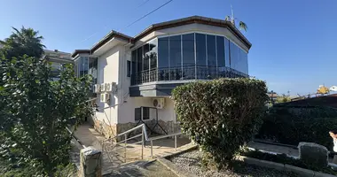 Casa 6 habitaciones en Kargicak, Turquía