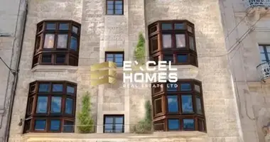 Commercial property in Senglea, Malta