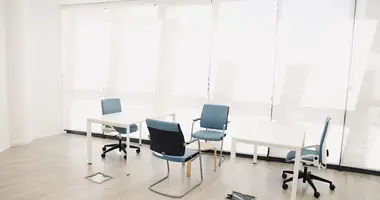 Büro 191 m² in Podgorica, Montenegro
