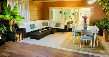 Haus 5 Schlafzimmer in Marbella, Spanien