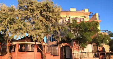 Commercial property 950 m² in Zatoka, Ukraine