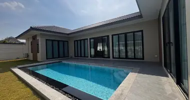 Дом 3 спальни в Huai Yai, Таиланд