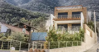 Villa 4 bedrooms in Kotor, Montenegro