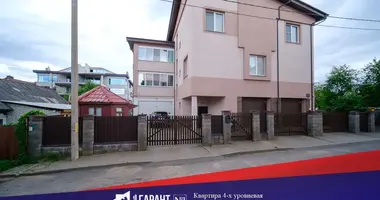 5 room apartment in Minsk, Belarus