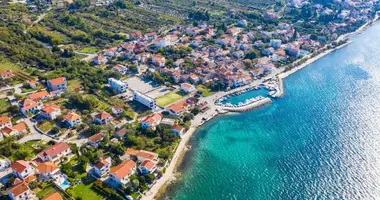 Parcela en Opcina Dezanovac, Croacia