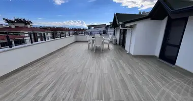 Duplex 4 chambres dans , Turquie