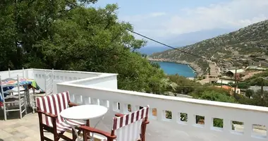 6 bedroom house in Greece